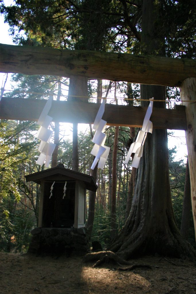 日本　最強　恋愛　パワースポット　北口本宮冨士浅間神社　婚活　女子　人気　浅間大神 木花開耶姫　富士山　観光スポット　登山　ツアー　日本武尊　運気　アップ　良縁　縁結び 世界遺産