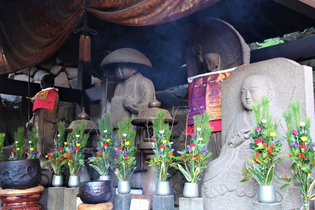 奈良　観光　おすすめ　心霊　ミステリースポット　モデルコース　パワースポット 東大寺　二月堂　天河神社　天川村　生駒　宝山寺　法隆寺　大神神社　飛鳥　飛鳥大仏　鹿　伊勢神社　熊野本宮　大社　五芒星　レイライン　旅行　日本　最古　平城京　平安京　出雲大社　富士山　　二上山　どんづるぼう　トンネル　高取城　五百羅漢　弥山　弥山神社　UFO