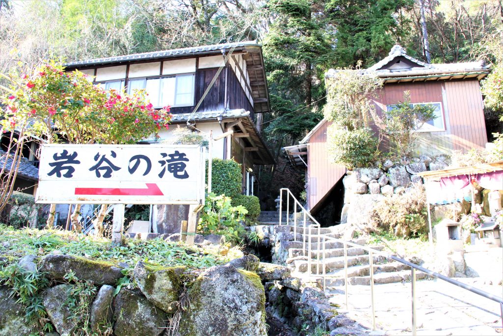 奈良　観光　おすすめ　心霊　ミステリースポット　モデルコース　パワースポット 東大寺　二月堂　天河神社　天川村　生駒　宝山寺　法隆寺　大神神社　飛鳥　飛鳥大仏　鹿　伊勢神社　熊野本宮　大社　五芒星　レイライン　旅行　日本　最古　平城京　平安京　出雲大社　富士山　　二上山　どんづるぼう　トンネル　高取城　五百羅漢　弥山　弥山神社　UFO