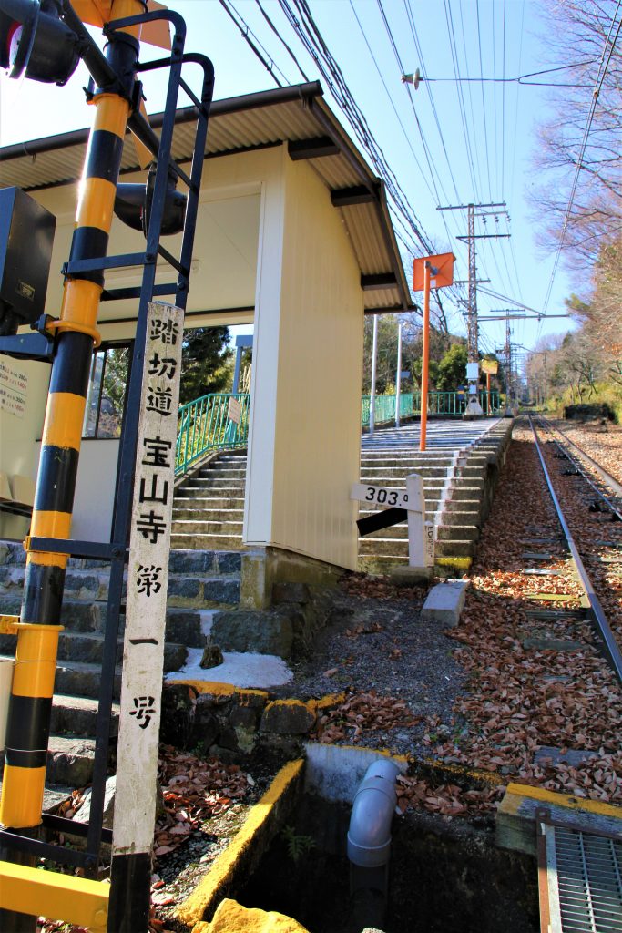 奈良　観光　おすすめ　心霊　ミステリースポット　モデルコース　パワースポット 東大寺　二月堂　天河神社　天川村　生駒　宝山寺　法隆寺　大神神社　飛鳥　飛鳥大仏　鹿　伊勢神社　熊野本宮　大社　五芒星　レイライン　旅行　日本　最古　平城京　平安京　出雲大社　富士山　　二上山　どんづるぼう　トンネル　高取城　五百羅漢　弥山　弥山神社　UFO