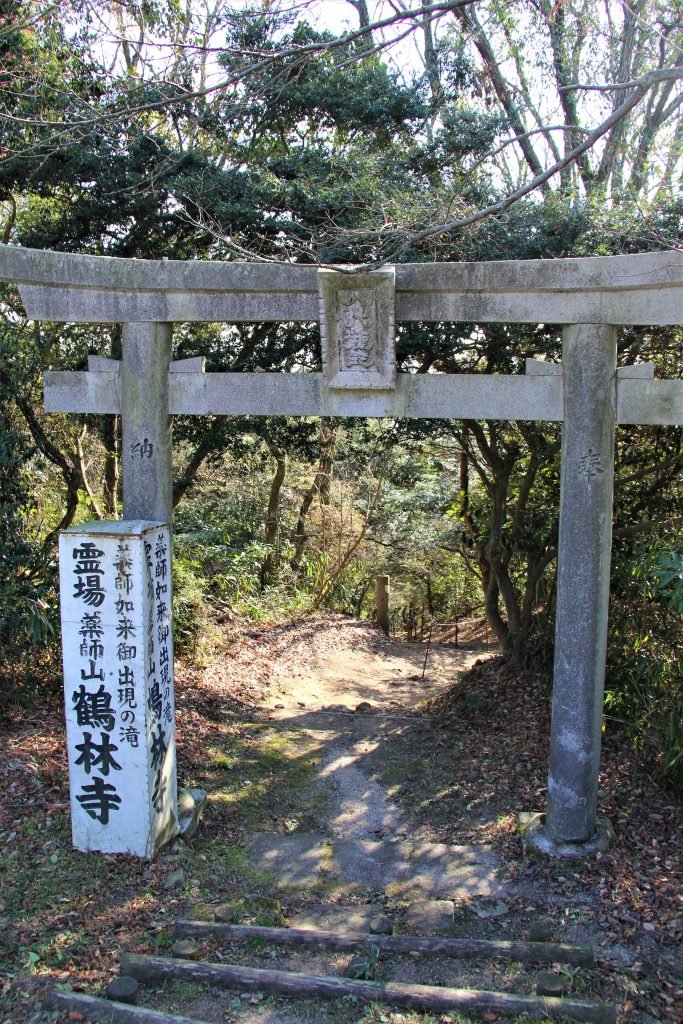 奈良　観光　おすすめ　心霊　ミステリースポット　モデルコース　パワースポット 東大寺　二月堂　天河神社　天川村　生駒　宝山寺　法隆寺　大神神社　飛鳥　飛鳥大仏　鹿　伊勢神社　熊野本宮　大社　五芒星　レイライン　旅行　日本　最古　平城京　平安京　出雲大社　富士山　　二上山　どんづるぼう　トンネル　高取城　五百羅漢　弥山　弥山神社　UFO