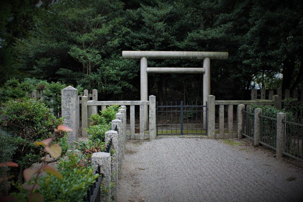 奈良　観光　おすすめ　心霊　ミステリースポット　モデルコース　パワースポット 東大寺　二月堂　天河神社　天川村　生駒　宝山寺　法隆寺　大神神社　飛鳥　飛鳥大仏　鹿　伊勢神社　熊野本宮　大社　五芒星　レイライン　旅行　日本　最古　平城京　平安京　出雲大社　富士山　　二上山　どんづるぼう　トンネル　高取城　五百羅漢　弥山　弥山神社　UFO