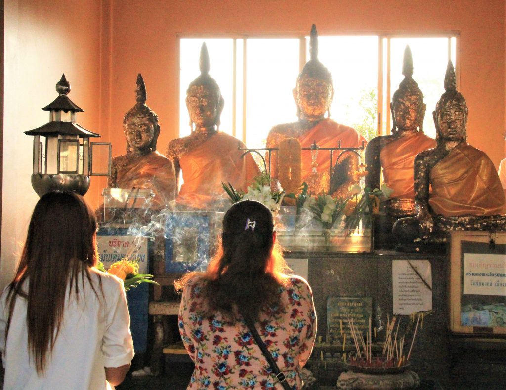 パタヤ　観光　おすすめ　迫力　超穴場　タイ　寺院　サンクチュアリ・オブ・トゥルース(Sanctuary of Truth)　 パタヤ フローティング・マーケット」（Pattaya Floating Market　 ワット・プラヤイ（Wat Phra Yai）　ワット・カオ・プラ・バート（Wat Khao Pra Bat）　ワット・ヤンサンワララーム(Wat Yansangwara Ram)　 ワット カオシーチャン(Wat Khao Chi Chan)