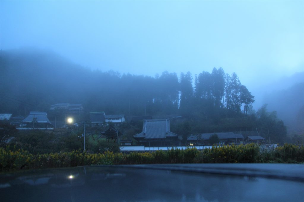 ＵＦＯ　奈良　奈良県　天川村　天河神社　弥山　ピラミッドパワー　パワースポット　高野　吉野　熊野　日本　古来　世界遺産　登山　超常現象　霊　運気　紀伊山地の霊場と参詣道　大峯山　女人結界　女人禁制