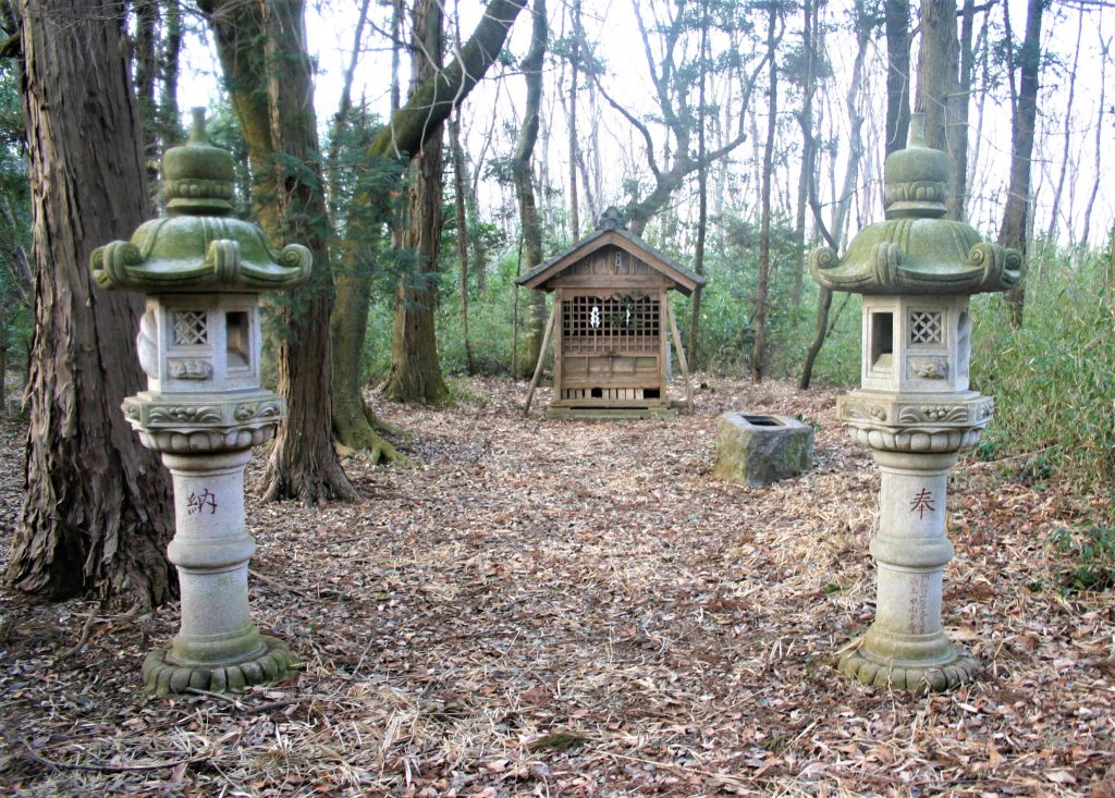 将門　首塚　平将門　心霊　パワー　旅　茨城県　坂東　東京　千代田区　大手町　 日本三大怨霊　怨霊　心霊　呪い　祟り　怖すぎる　ミステリースポット　心霊スポット 胴塚　生誕の地　戦死　終えんの地　築土神社　神田明神　