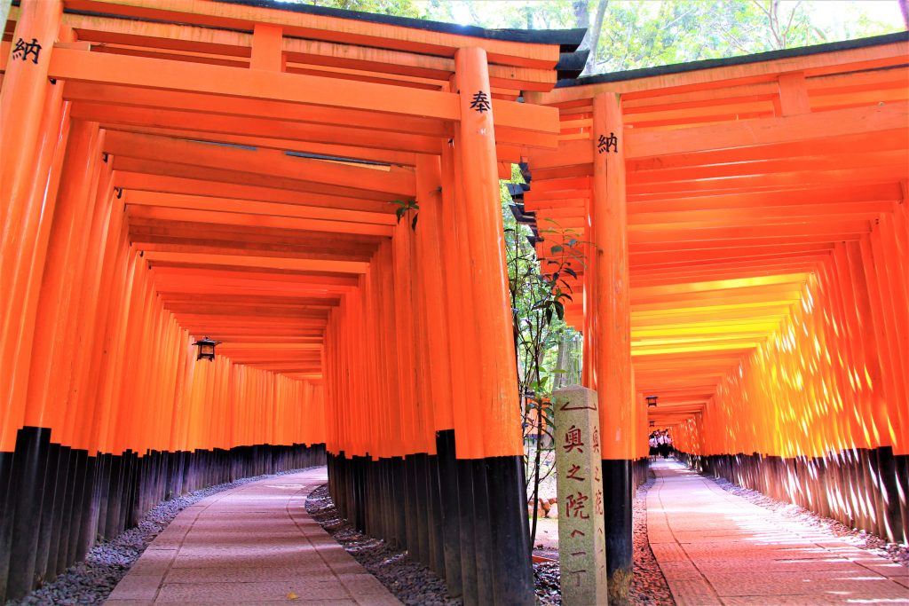 千本鳥居の他も見て